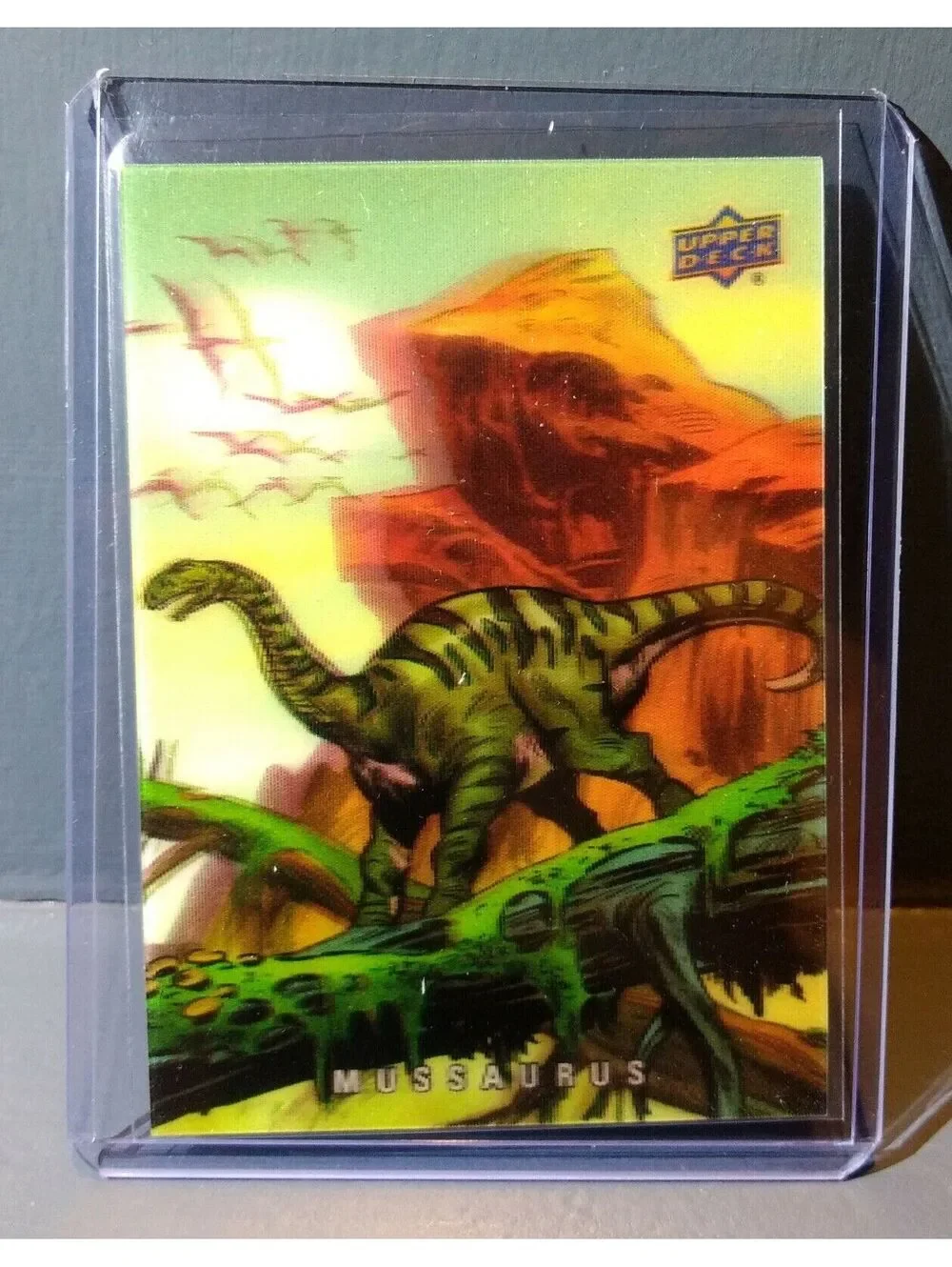 2015 Upper Deck Dinosaurs 3-D Lenticular Mussaurus #15 Trading Card